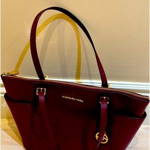 Michael Kors Large Tote -Merlot